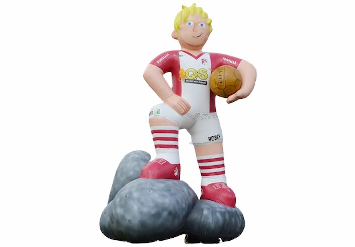 Maatwerk opblaasbare mascotte van FC Emmen